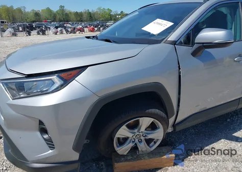 2021 Toyota Rav4 Xle из США, поврежденный, VIN 2T3W1RFV3MW118558